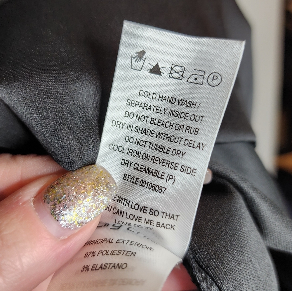 NWT City Chic Black Satin Midi A-Line Pleat Skirt Size 20 - Picture 15 of 15